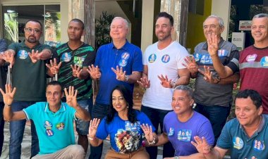 Paulo azi se reuniu com os sete vereadores da sua base de apoio,para tomar café da manhã e  dialogar sobre os principais pontos e as estratégias da sua campanha