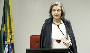 'Não se pode permitir a volta de censura', diz Cármen Lúcia ao comentar decisões do TSE