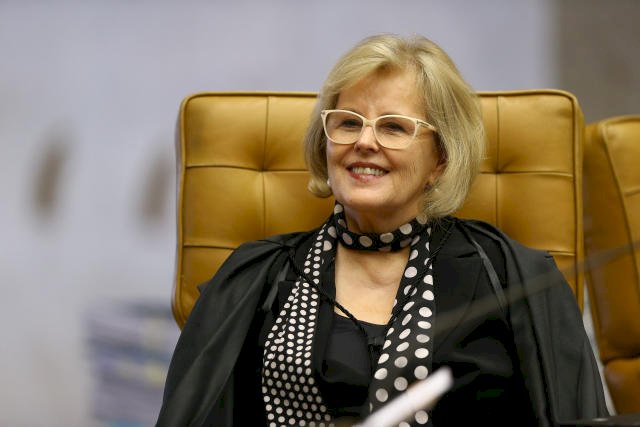 Rosa promete comandar STF sempre na defesa do regime democrático ao ser escolhida presidente