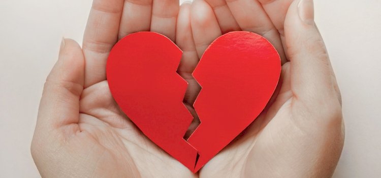 Se o amor acabar,é muito importante tomar uma atitude.A vida é pra ser vivida,não suportada!